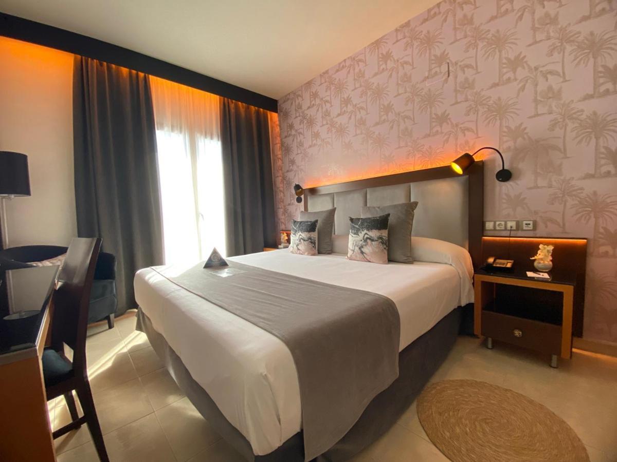 On Aleta Room Designed For Adults Almuñécar Exteriör bild