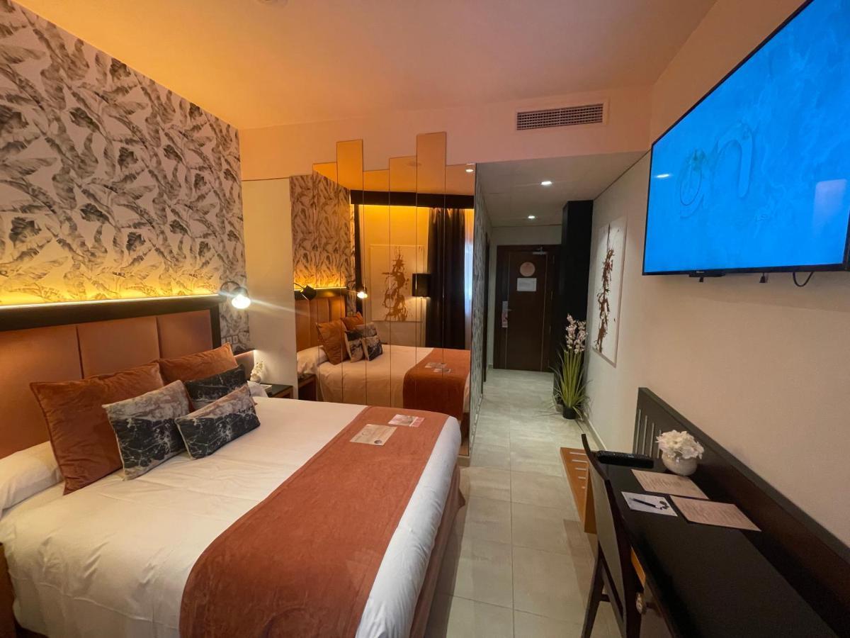 On Aleta Room Designed For Adults Almuñécar Exteriör bild